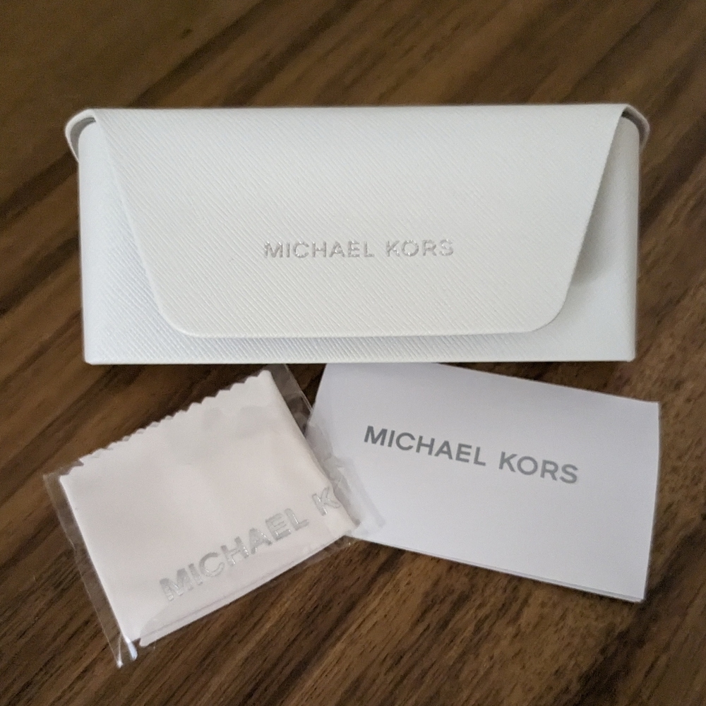 NEW Michael Kors glasses case with microfiber cloth